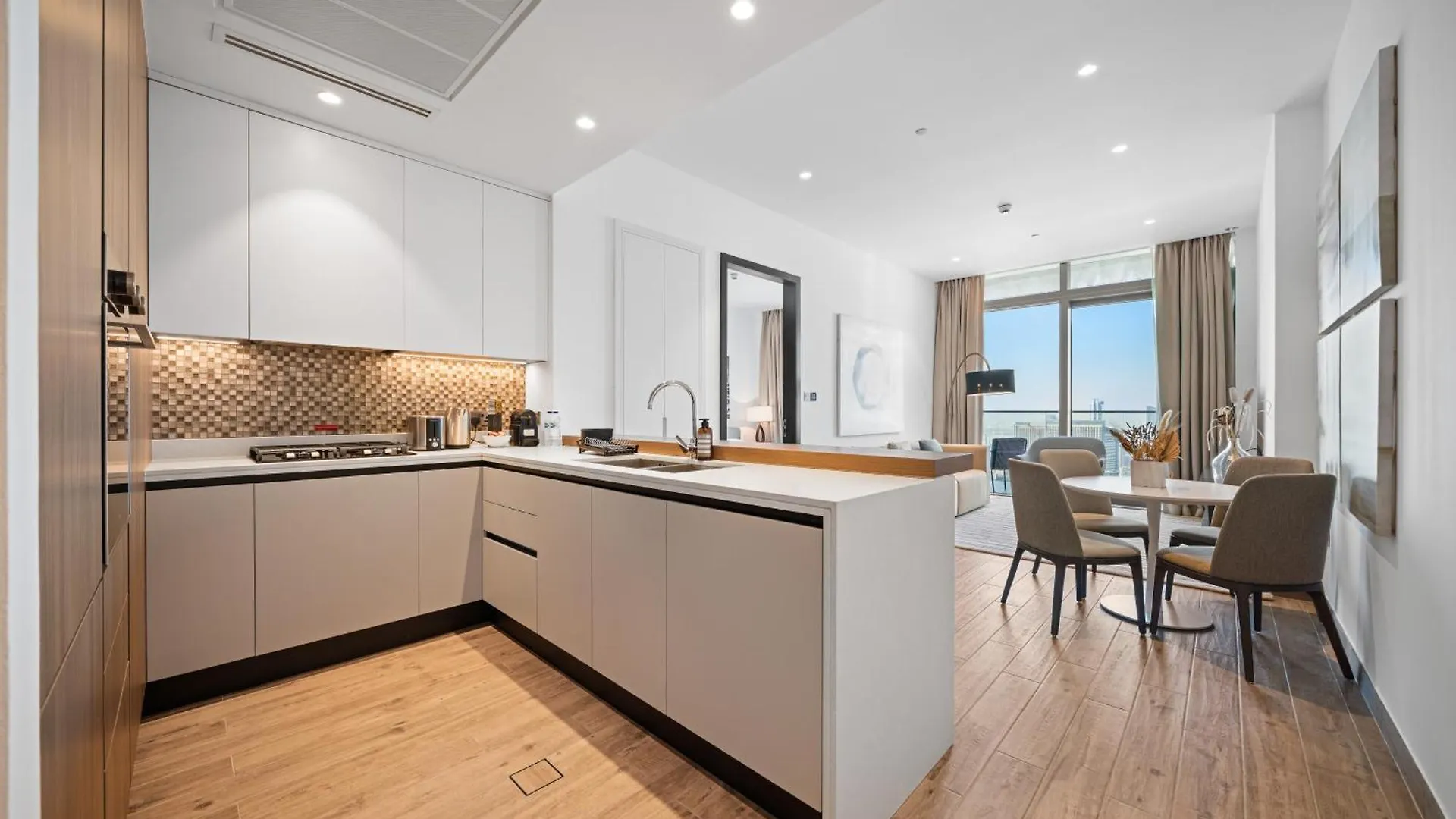The Marina Observatory-Jumeirah Living Marina Gate Dubai